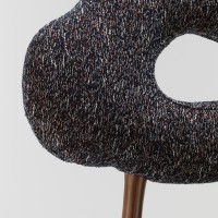 <a href=https://www.galeriegosserez.com/gosserez/artistes/donnersberg-emma.html>Emma Donnersberg</a> - Cloud chair III (Abysse)
